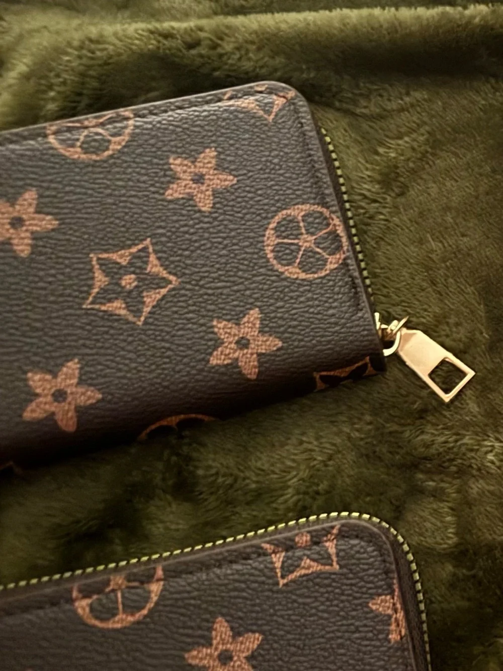 Luxury-Inspired Brown Monogram Zip Card Holder - Women's Key & Card Organizer